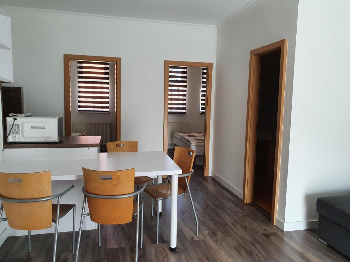 Apartment Maja Apartmanhaz *